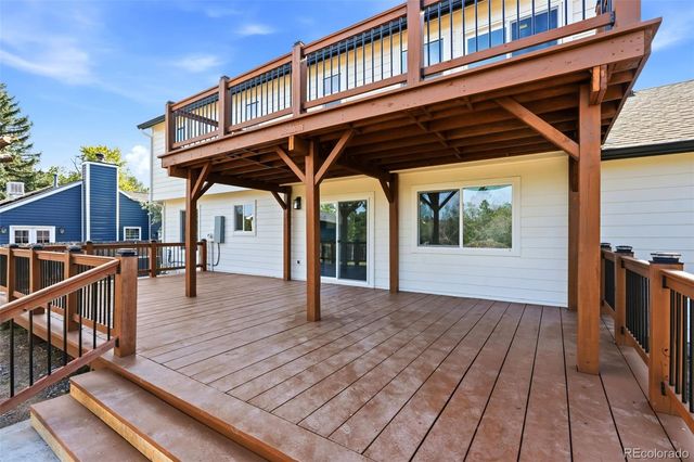 6752 S Dahlia Court, Centennial, CO 80122