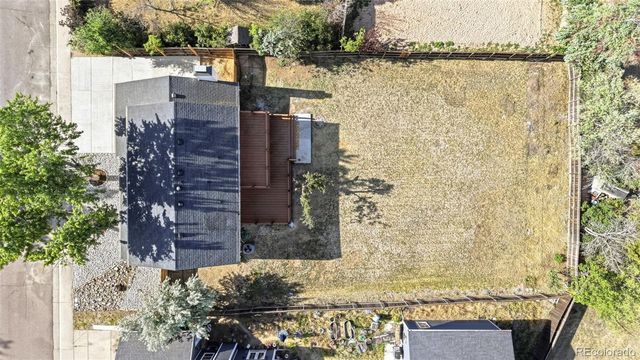 6752 S Dahlia Court, Centennial, CO 80122