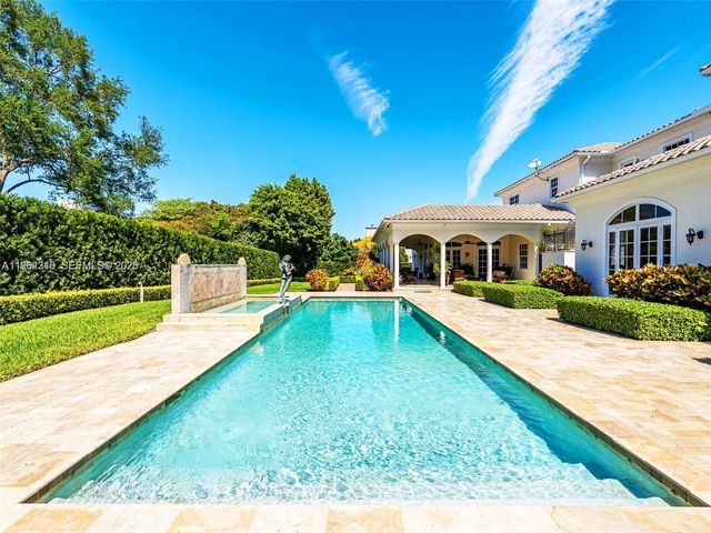 9076 SW 59th Ct, Pinecrest, FL 33156