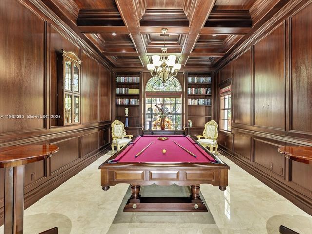 9076 SW 59th Ct, Pinecrest, FL 33156