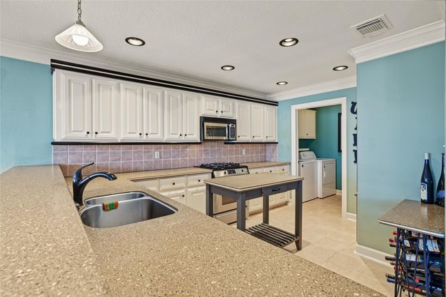 49 N Omega Street, La Marque, TX 77568