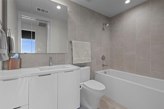 44 East Ave 3104, Austin, TX 78701