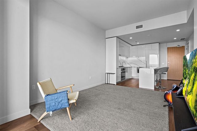 44 East Ave 3104, Austin, TX 78701