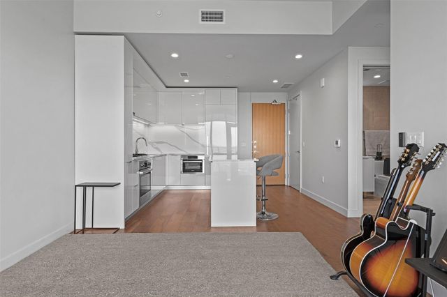 44 East Ave 3104, Austin, TX 78701