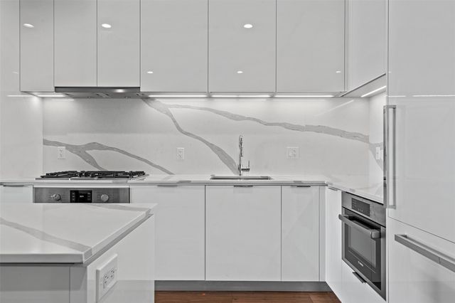 44 East Ave 3104, Austin, TX 78701