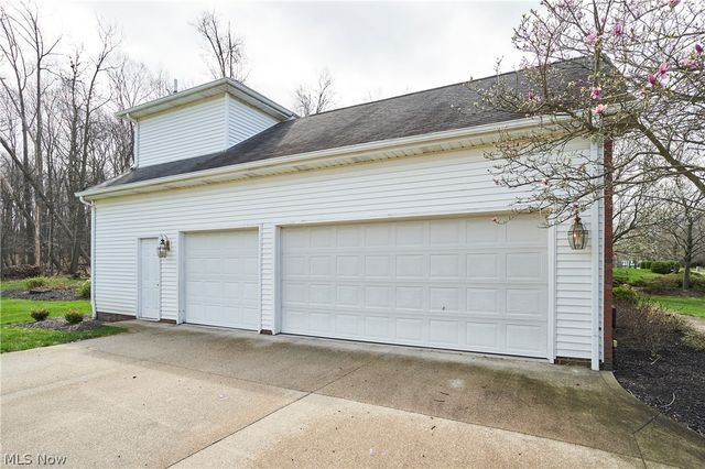 11137 Malvern Drive, North Royalton, OH 44133