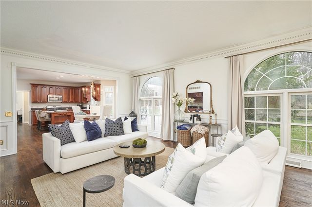 11137 Malvern Drive, North Royalton, OH 44133