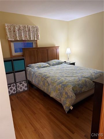 733 Deerfield Drive East, Utica, NY 13502