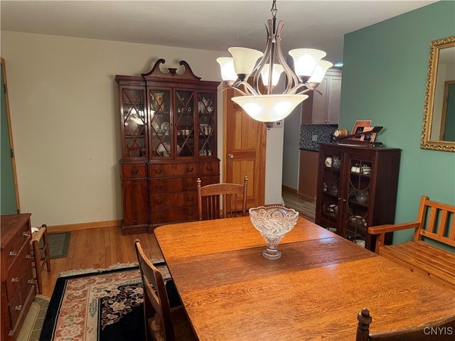 733 Deerfield Drive East, Utica, NY 13502