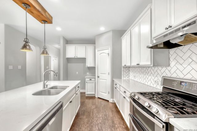 1739 Finland Palm, San Antonio, TX 78251