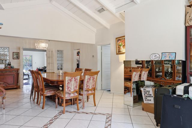 1324 LENOX Avenue, Miami Beach, FL 33139