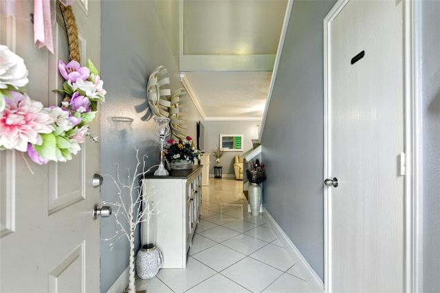 9238 Quercus Circle, Houston, TX 77075