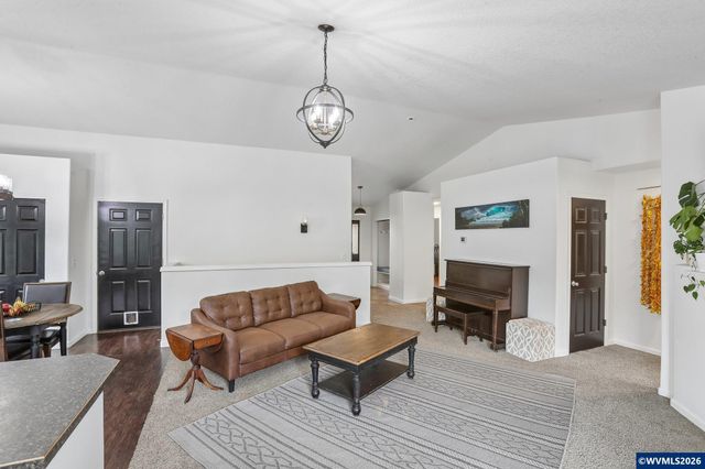800 Joel Palmer Wy, Dayton, OR 97114