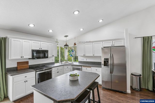 800 Joel Palmer Wy, Dayton, OR 97114
