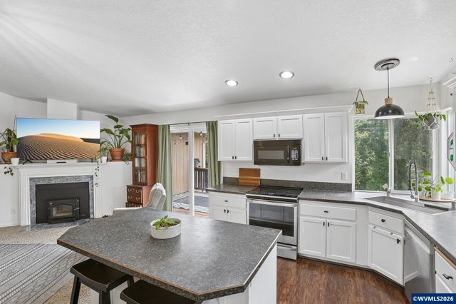 800 Joel Palmer Wy, Dayton, OR 97114