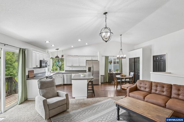 800 Joel Palmer Wy, Dayton, OR 97114