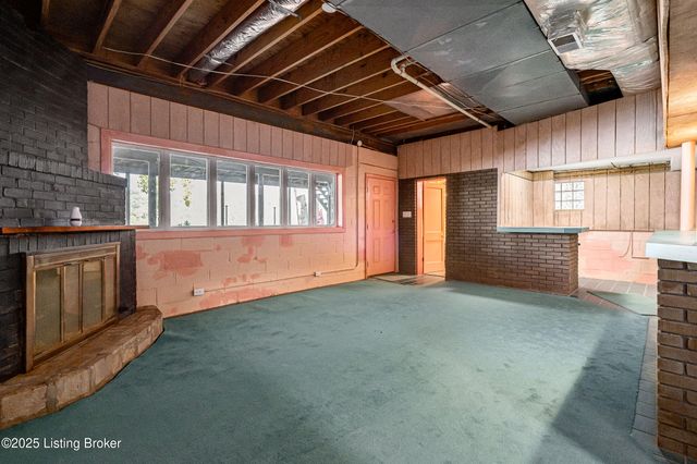 1524 Riverside Dr, Prospect, KY 40059