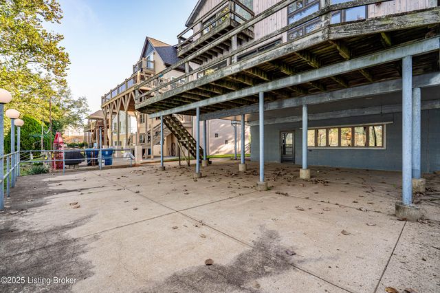 1524 Riverside Dr, Prospect, KY 40059