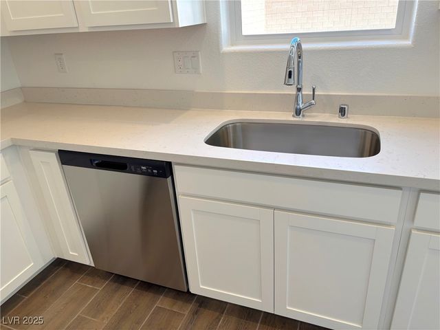 5688 East Badlands Lane, Pahrump, NV 89061