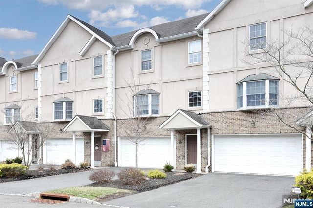108 Demarest Lane, Montvale, NJ 07645