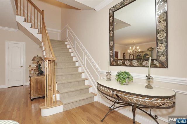 108 Demarest Lane, Montvale, NJ 07645