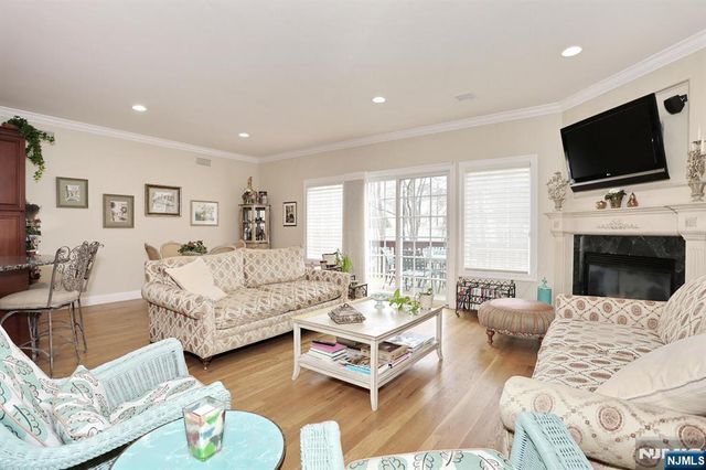 108 Demarest Lane, Montvale, NJ 07645