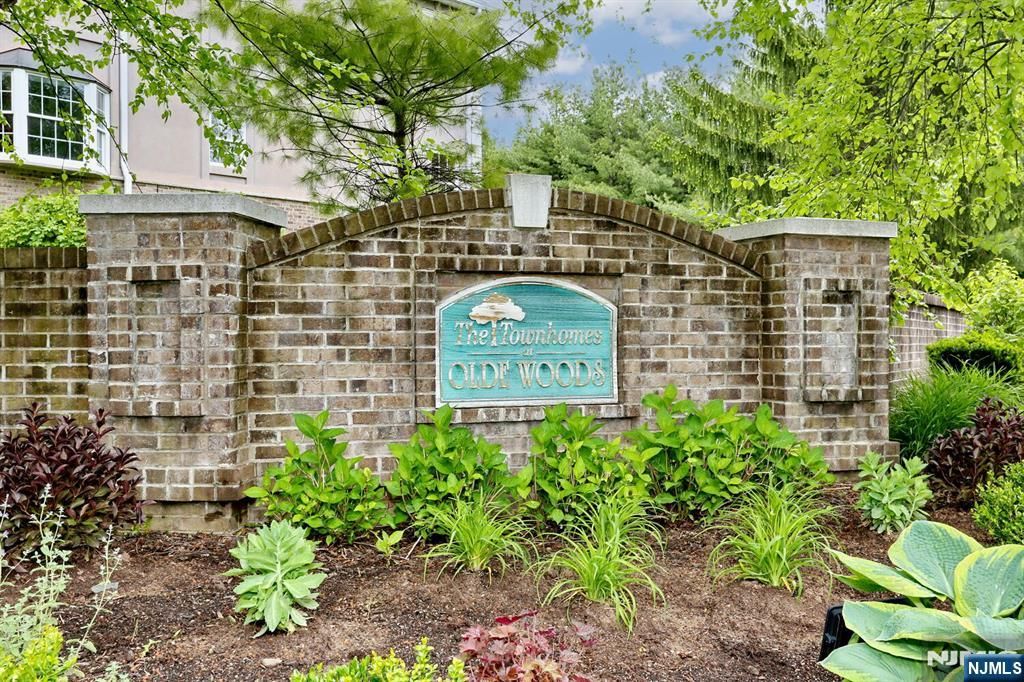 108 Demarest Lane, Montvale, NJ 07645