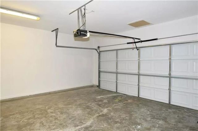 1402 Turning Leaf Lane, Pendergrass, GA 30567