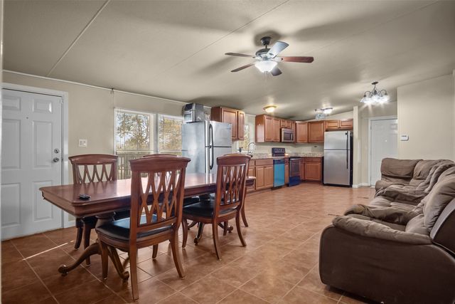 353 Prairie Lane, Azle, TX 76020