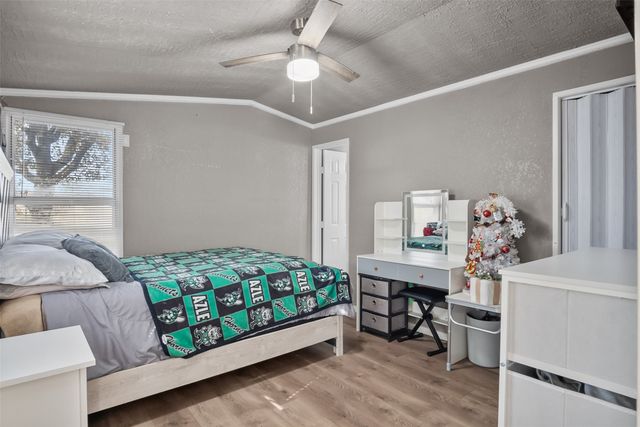 353 Prairie Lane, Azle, TX 76020