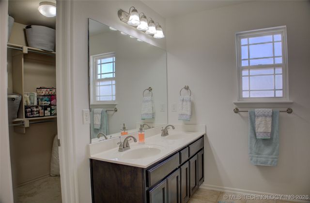 4022 W 105th Street S, Jenks, OK 74037