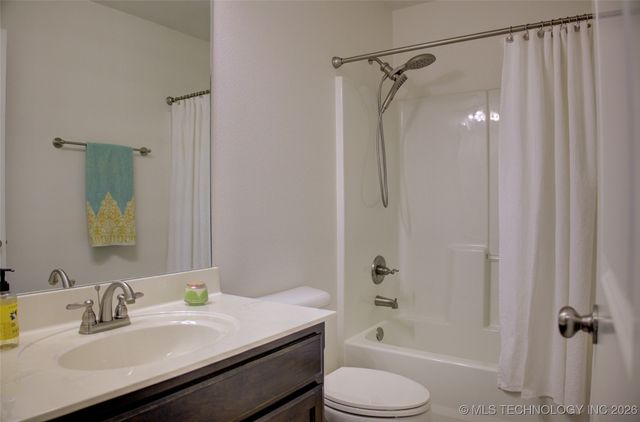 4022 W 105th Street S, Jenks, OK 74037