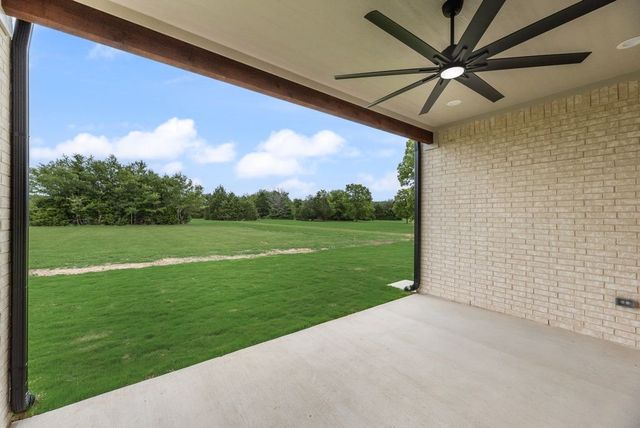 209 Waverunner Court, Corsicana, TX 75109