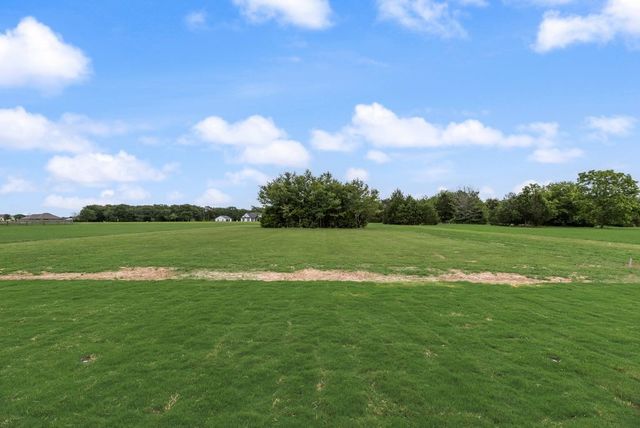 209 Waverunner Court, Corsicana, TX 75109