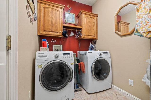 152 Dry Creek Lane, Highlandville, MO 65669