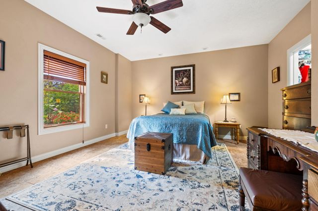 152 Dry Creek Lane, Highlandville, MO 65669