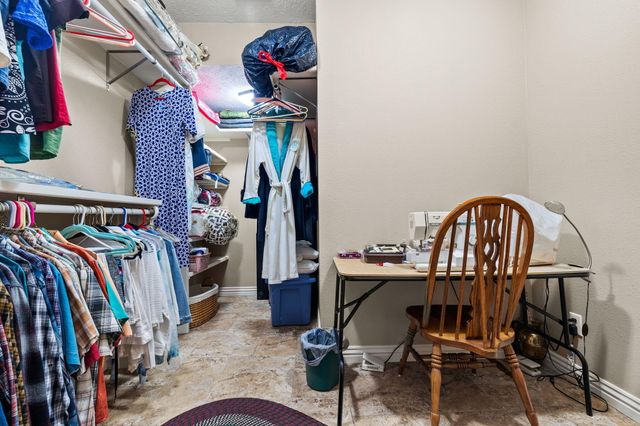 152 Dry Creek Lane, Highlandville, MO 65669