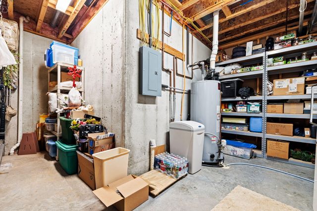 152 Dry Creek Lane, Highlandville, MO 65669