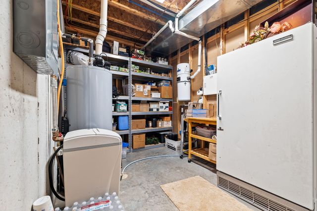 152 Dry Creek Lane, Highlandville, MO 65669