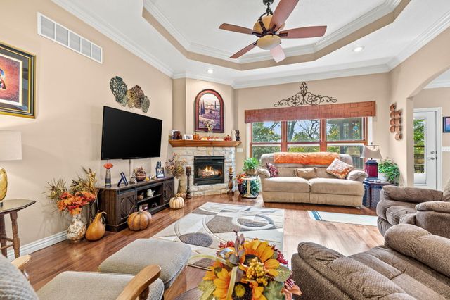 152 Dry Creek Lane, Highlandville, MO 65669