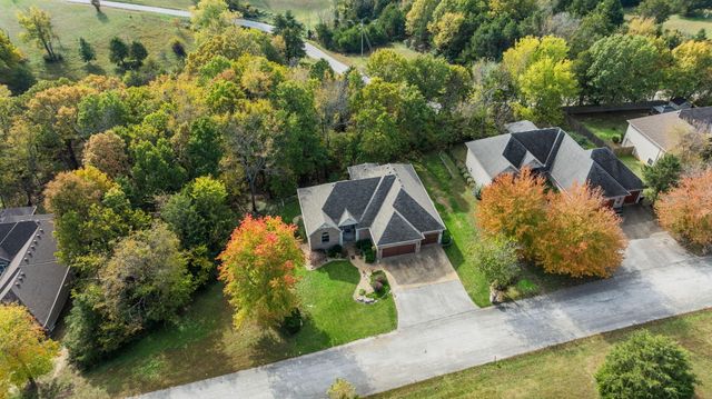152 Dry Creek Lane, Highlandville, MO 65669