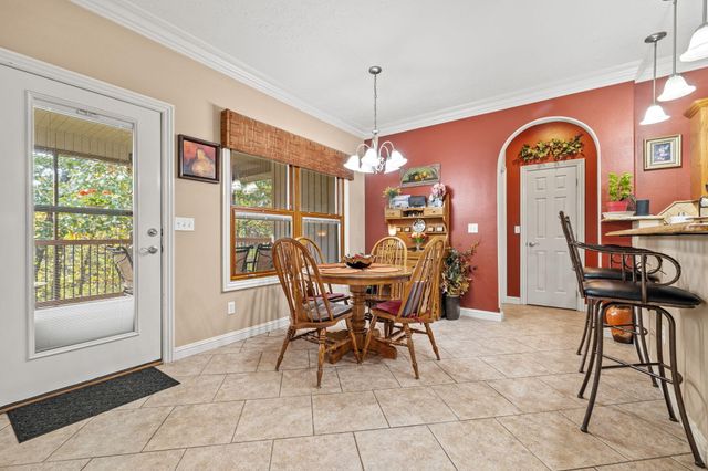 152 Dry Creek Lane, Highlandville, MO 65669