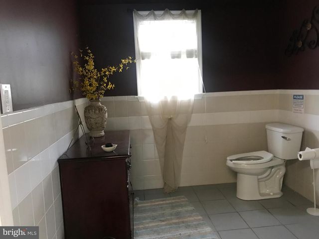 2940 DEKALB PIKE, Norristown, PA 19401