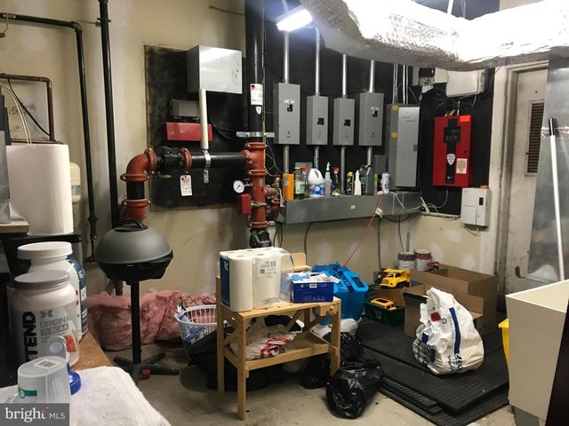 2940 DEKALB PIKE, Norristown, PA 19401