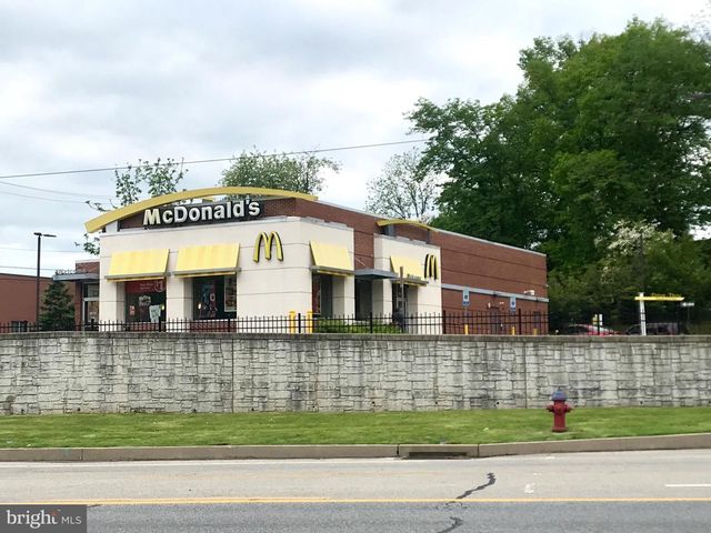 2940 DEKALB PIKE, Norristown, PA 19401