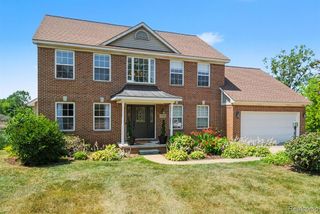 10466 Pine Valley Drive, Linden, MI 48451