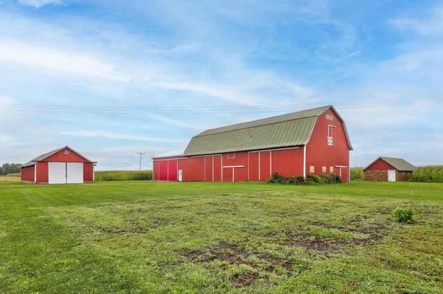 2855 S Bradleyville Road, Reese, MI 48757