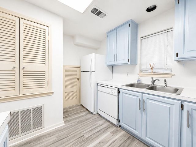 2529 Rio Grande Street 91, Austin, TX 78705