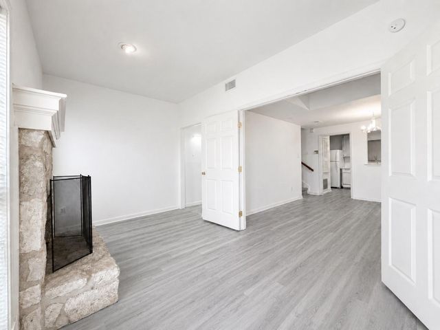 2529 Rio Grande Street 91, Austin, TX 78705
