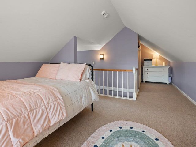 48 Henderson Terrace, Burlington, VT 05401